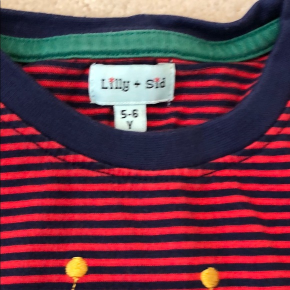 EUC BUNDLE OF 2 BOUTIQUE SHIRTS - Picture 4 of 7